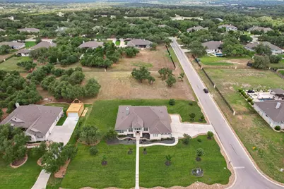 300 Red Mulberry Way, Leander, TX 78641 - Photo 38