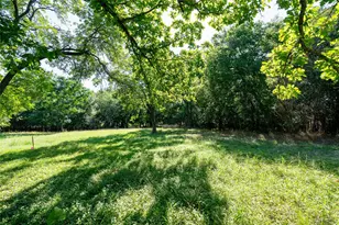 505 N Commerce St, Lockhart, TX 78644 - Photo 1