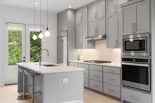 2520 Sutherland St, Austin, TX 78746 - Photo 2