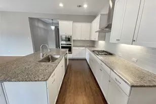 22621 Fountaingrass Ln, Lago Vista, TX 78645 - Photo 8