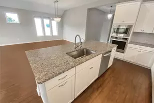 22621 Fountaingrass Ln, Lago Vista, TX 78645 - Photo 6