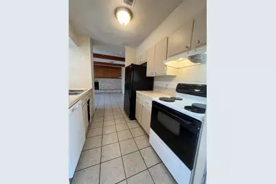 1002 Hillyer Street, San Marcos, TX 78666 - Photo 4