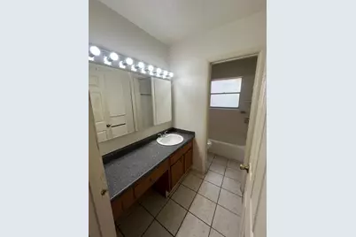 1002 Hillyer Street, San Marcos, TX 78666 - Photo 10