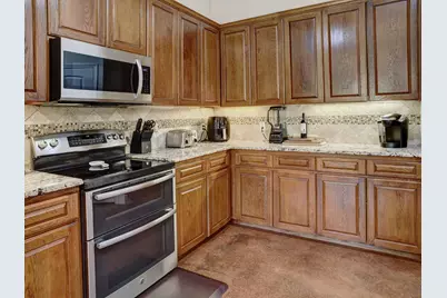 247 Campfire Way, Smithville, TX 78957 - Photo 8