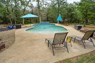 247 Campfire Way, Smithville, TX 78957 - Photo 6