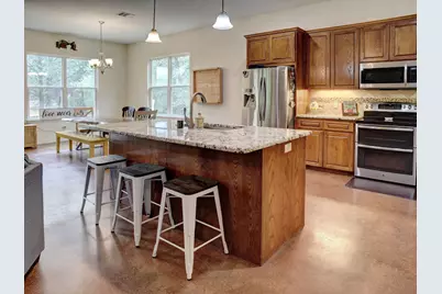 247 Campfire Way, Smithville, TX 78957 - Photo 6