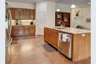 247 Campfire Way, Smithville, TX 78957 - Photo 10