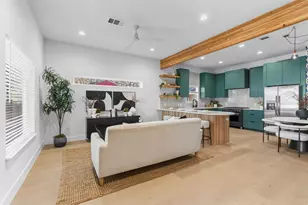 1209 Canterbury St, Austin, TX 78702 - Photo 4