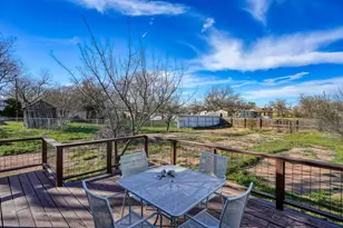 305 W Tarrant St, Llano, TX 78643 - Photo 16