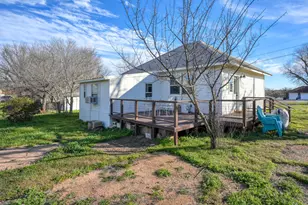 305 W Tarrant St, Llano, TX 78643 - Photo 18
