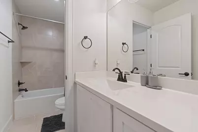 6113 Dumfries Lane, Austin, TX 78744 - Photo 14