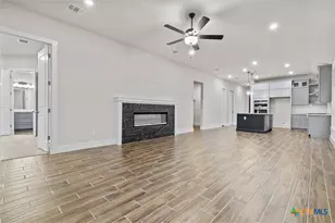 401 Stellar Wind Dr, Georgetown, TX 78628 - Photo 16