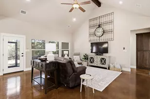 138 Wood Hollow Ct, Bastrop, TX 78602 - Photo 6