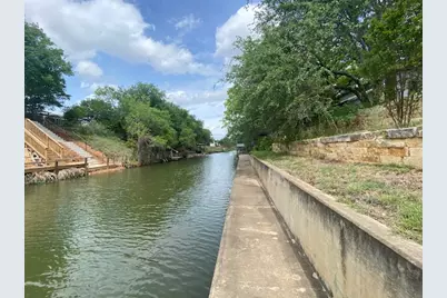 522 Circle Drive, Sunrise Beach, TX 78643 - Photo 20