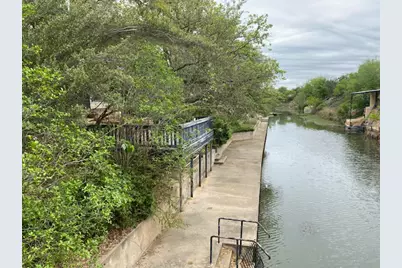 522 Circle Drive, Sunrise Beach, TX 78643 - Photo 14