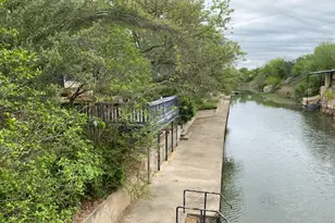 522 Circle Dr, Sunrise Beach, TX 78643 - Photo 14