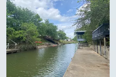 522 Circle Drive, Sunrise Beach, TX 78643 - Photo 18