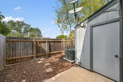 1411 N Gracy Farms Lane N #100, Austin, TX 78758 - Photo 2