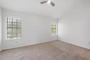 1411 N Gracy Farms Ln N, Austin, TX 78758 - Photo 32