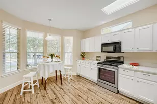 284 Whispering Wind Dr, Georgetown, TX 78633 - Photo 10