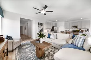 471 Breccia Trl, Liberty Hill, TX 78642 - Photo 14