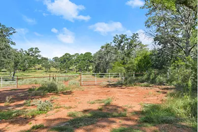 170 Split Oak Road, Smithville, TX 78957 - Photo 4