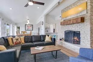 1008 Challenger St, Lakeway, TX 78734 - Photo 2