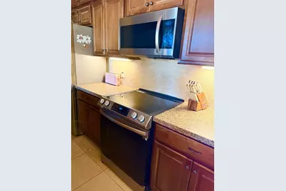 211 Rabbit Hollow Lane, Georgetown, TX 78626 - Photo 12