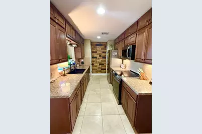 211 Rabbit Hollow Lane, Georgetown, TX 78626 - Photo 10