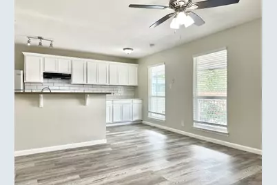 7304 Twin Crest Drive #105, Austin, TX 78752 - Photo 4