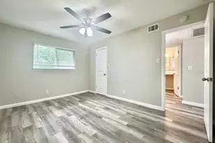 7304 Twin Crest Dr, Austin, TX 78752 - Photo 6