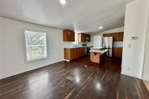 831 Rolling Block Dr, Liberty Hill, TX 78642 - Photo 16