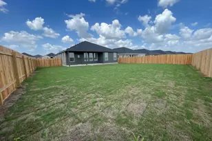 199 Seabreeze St, Kyle, TX 78640 - Photo 6
