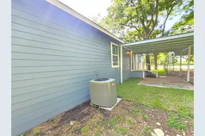 802 Front Street, Columbus, TX 78943 - Photo 4