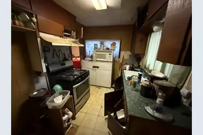 1702 Perez Street, Austin, TX 78721 - Photo 10