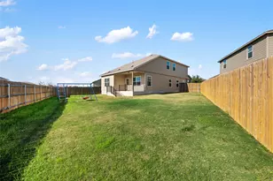 132 Joe Kidd Ln, Jarrell, TX 76537 - Photo 4
