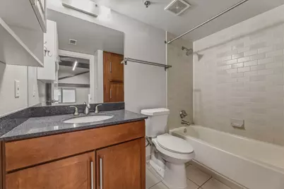 1305 E 6th Street #13, Austin, TX 78702 - Photo 18