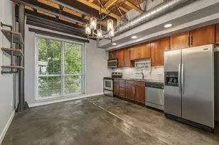 1305 E 6th St, Austin, TX 78702 - Photo 10