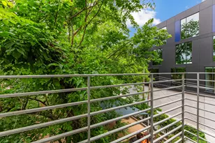 1305 E 6th St, Austin, TX 78702 - Photo 24