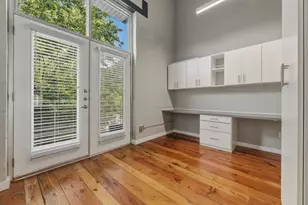 1305 E 6th St, Austin, TX 78702 - Photo 20