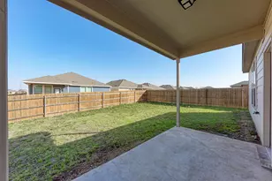 201 Pivot Dr, Taylor, TX 76574 - Photo 30