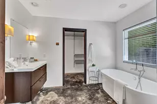 1208 Fairwood Rd, Austin, TX 78722 - Photo 24