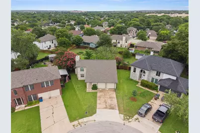 709 Firethorn Lane, Round Rock, TX 78664 - Photo 2