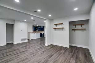 1043 Springdale Rd, Austin, TX 78721 - Photo 10