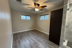 1005 Willow St, Austin, TX 78702 - Photo 6