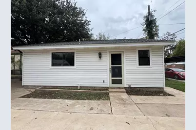 1005 Willow Street #B, Austin, TX 78702 - Photo 2