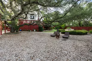 1204 Summit Edge Dr, Austin, TX 78732 - Photo 26