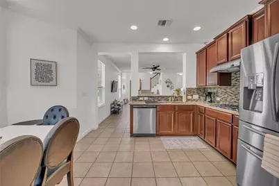 520 S Meadowlark Street #B, Lakeway, TX 78734 - Photo 10