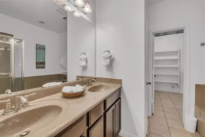 520 S Meadowlark Street #B, Lakeway, TX 78734 - Photo 14