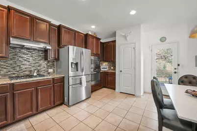520 S Meadowlark Street #B, Lakeway, TX 78734 - Photo 8